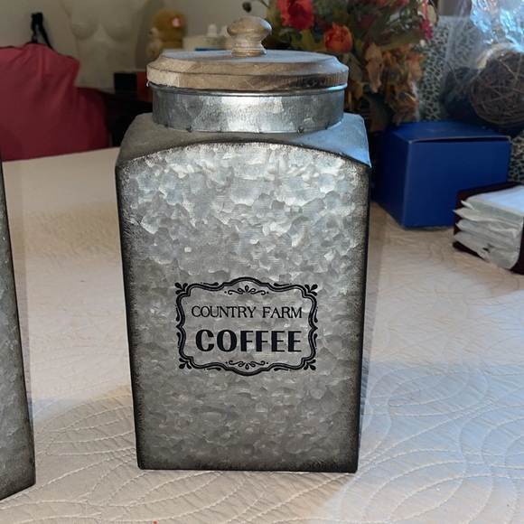 ๐กHOBBY LOBBY TIN CANISTER SET - Picture 3 of 7